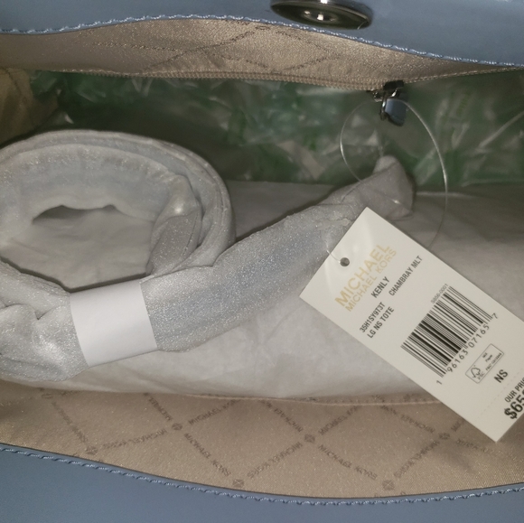 Michael Kors Kenly Large Logo Tote-BNWT - Picture 5 of 5